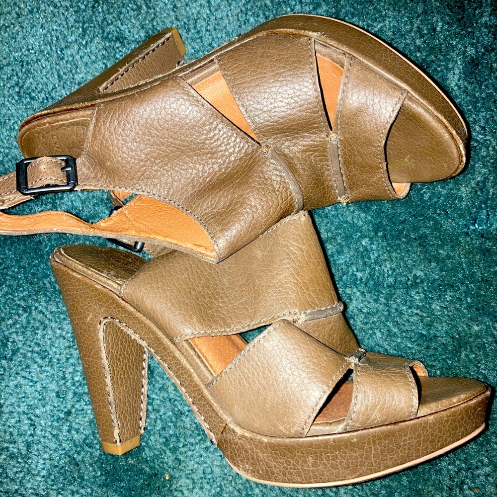 Lucky brand heels